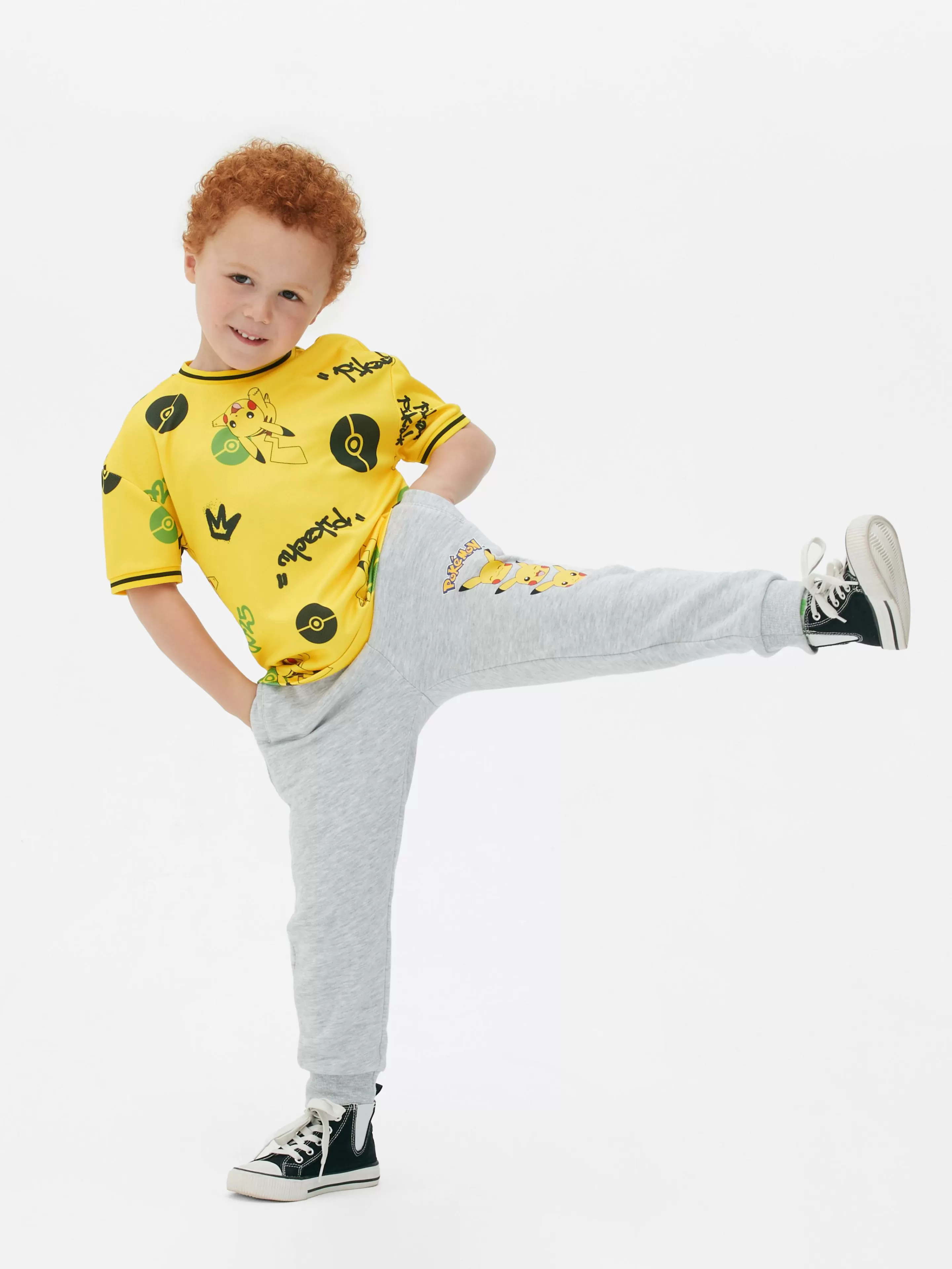 Niños Primark Tops Y Camisetas | Camiseta Con Estampado Gráfico De Pikachu De Pokémon