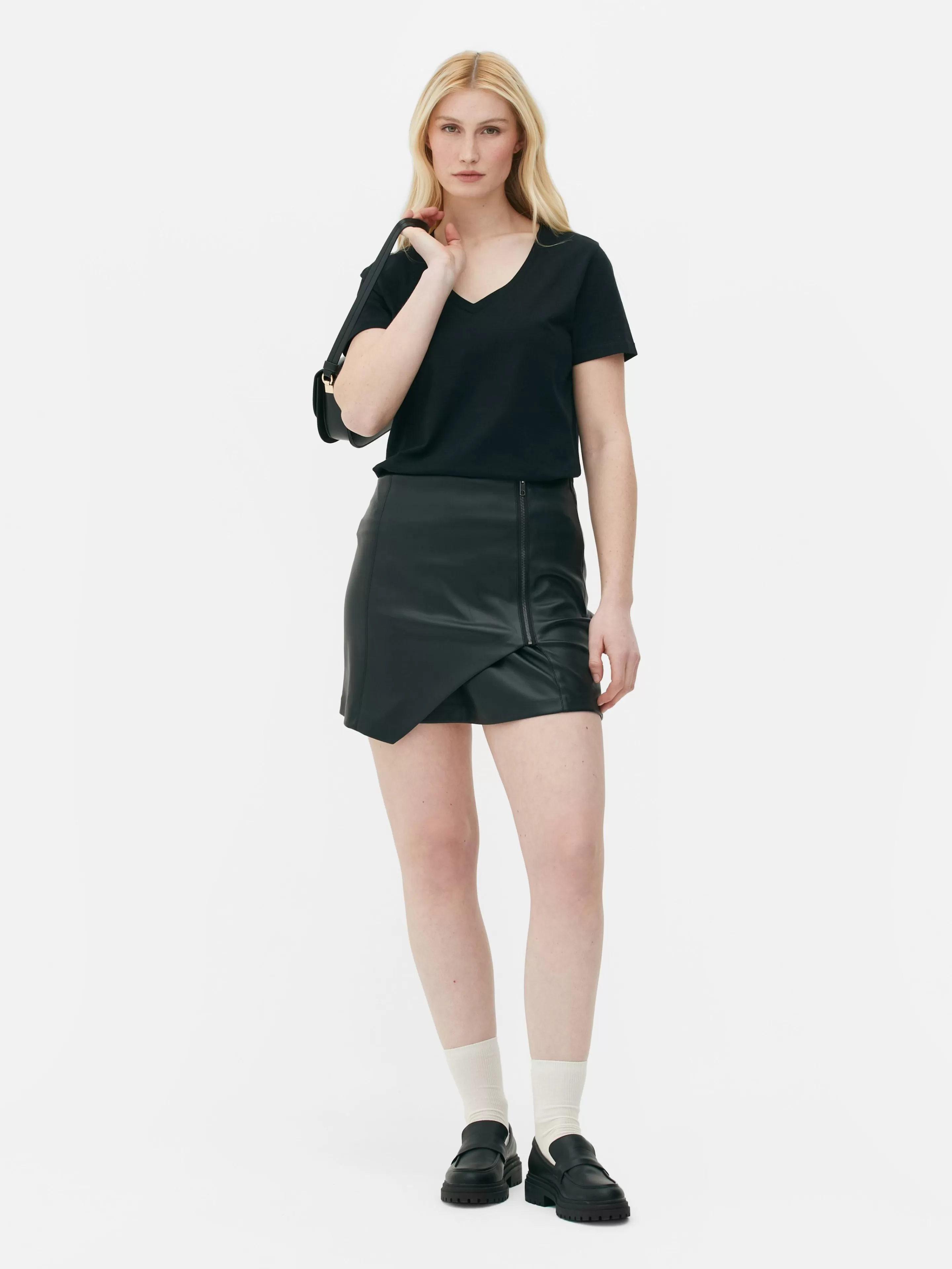 Mujer Primark Tops Y Camisetas | Camiseta De Corte Recto Con Cuello De Pico