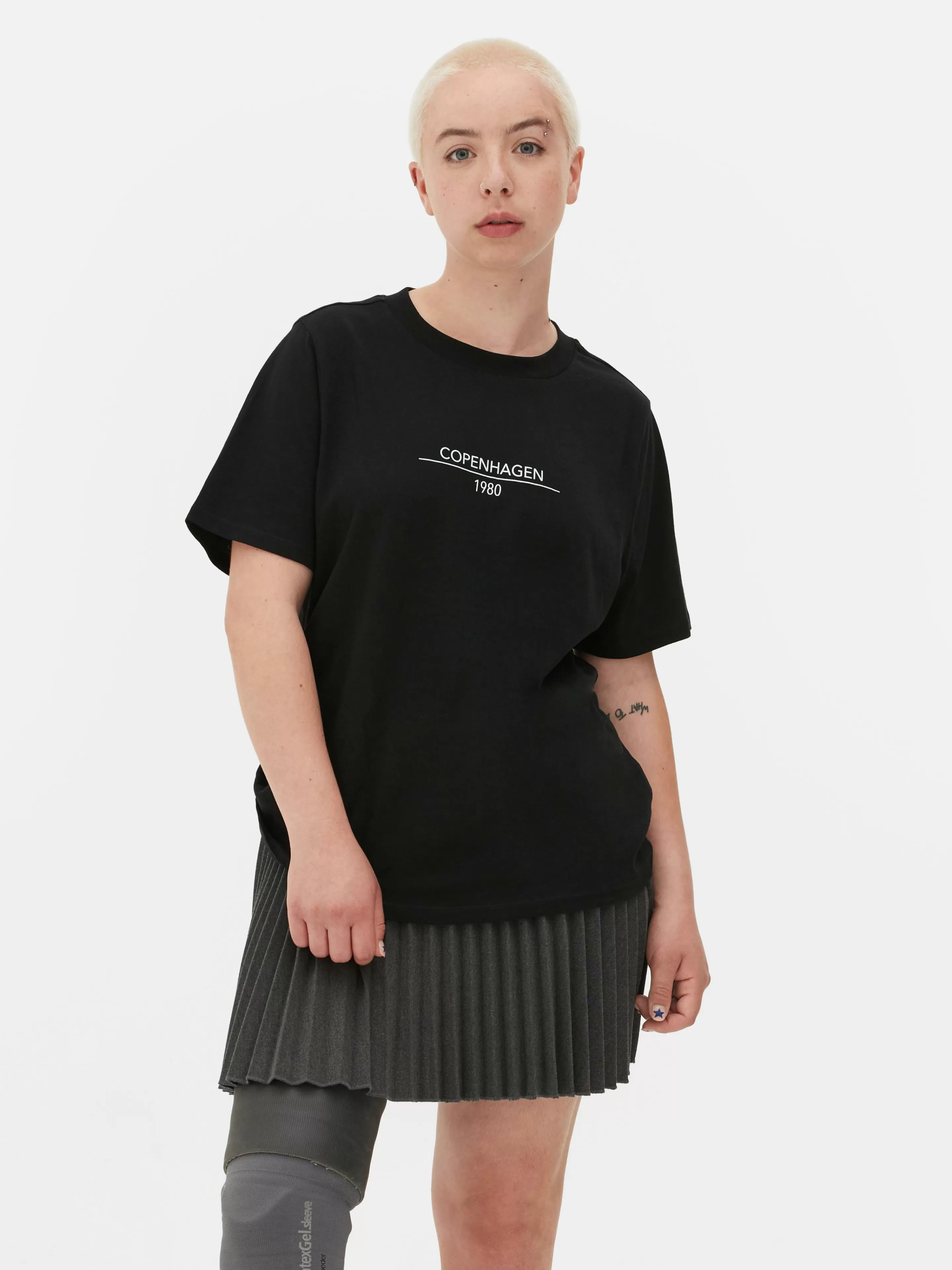 Mujer Primark Tops Y Camisetas | Camiseta De Manga Corta Con Estampado Gráfico