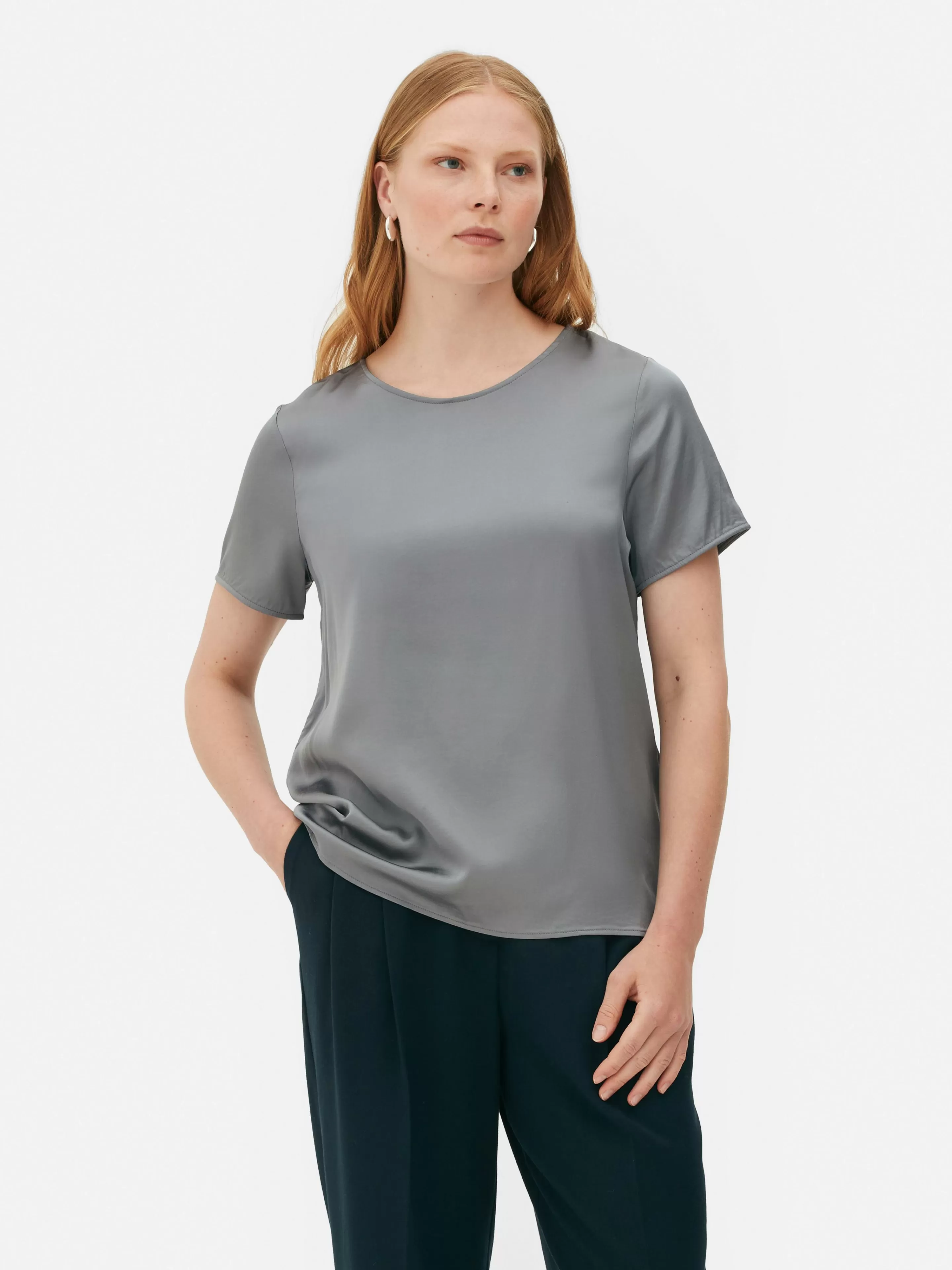 Mujer Primark Tops Y Camisetas | Camiseta De Satén De Manga Corta De The Edit