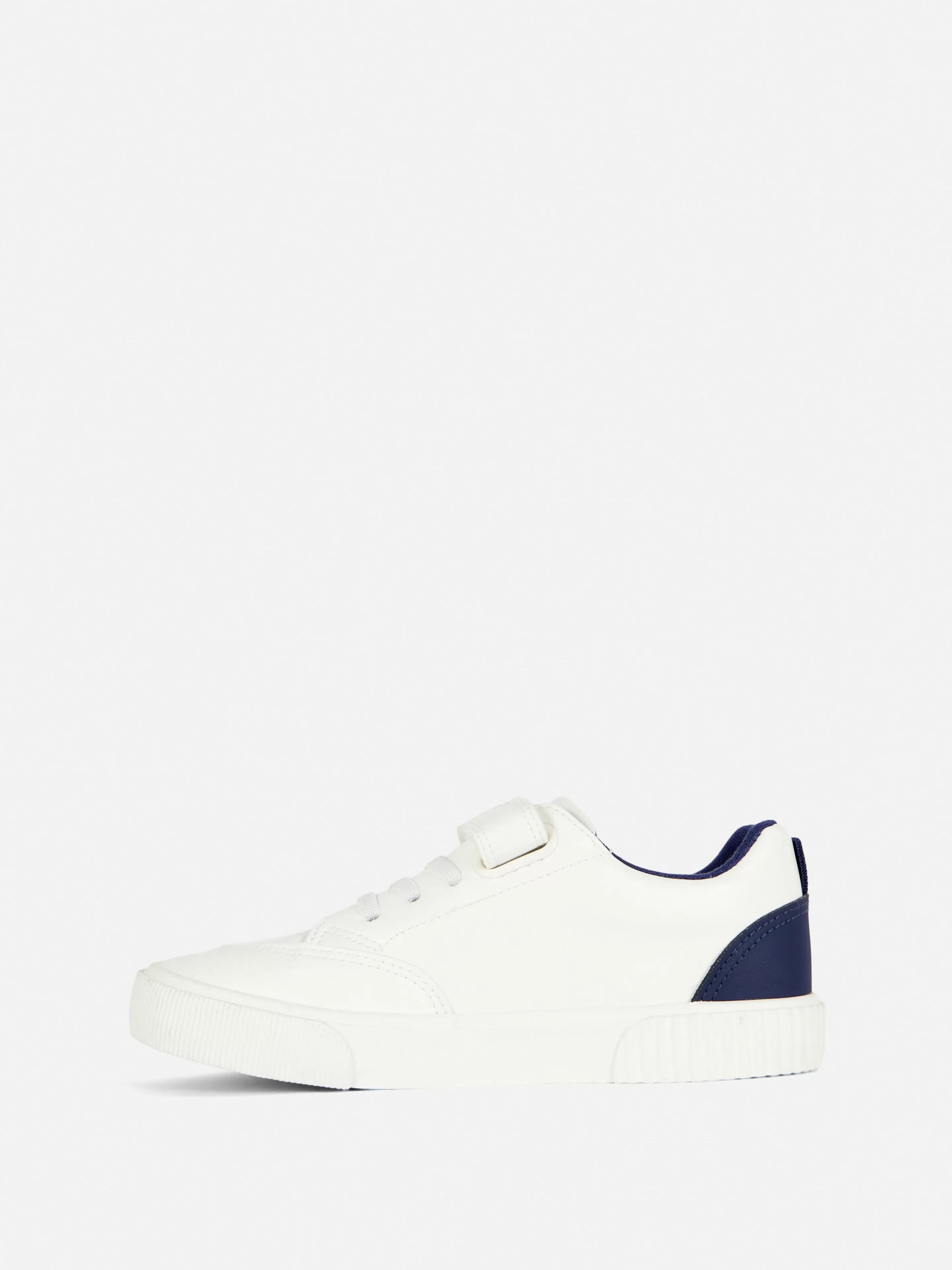 deportivas_de_caa_baja_de_los_vengadores_de_marvel_4.webp Niños Primark Calzado Deportivo | Deportivas De Caña Baja De Los Vengadores De Marvel