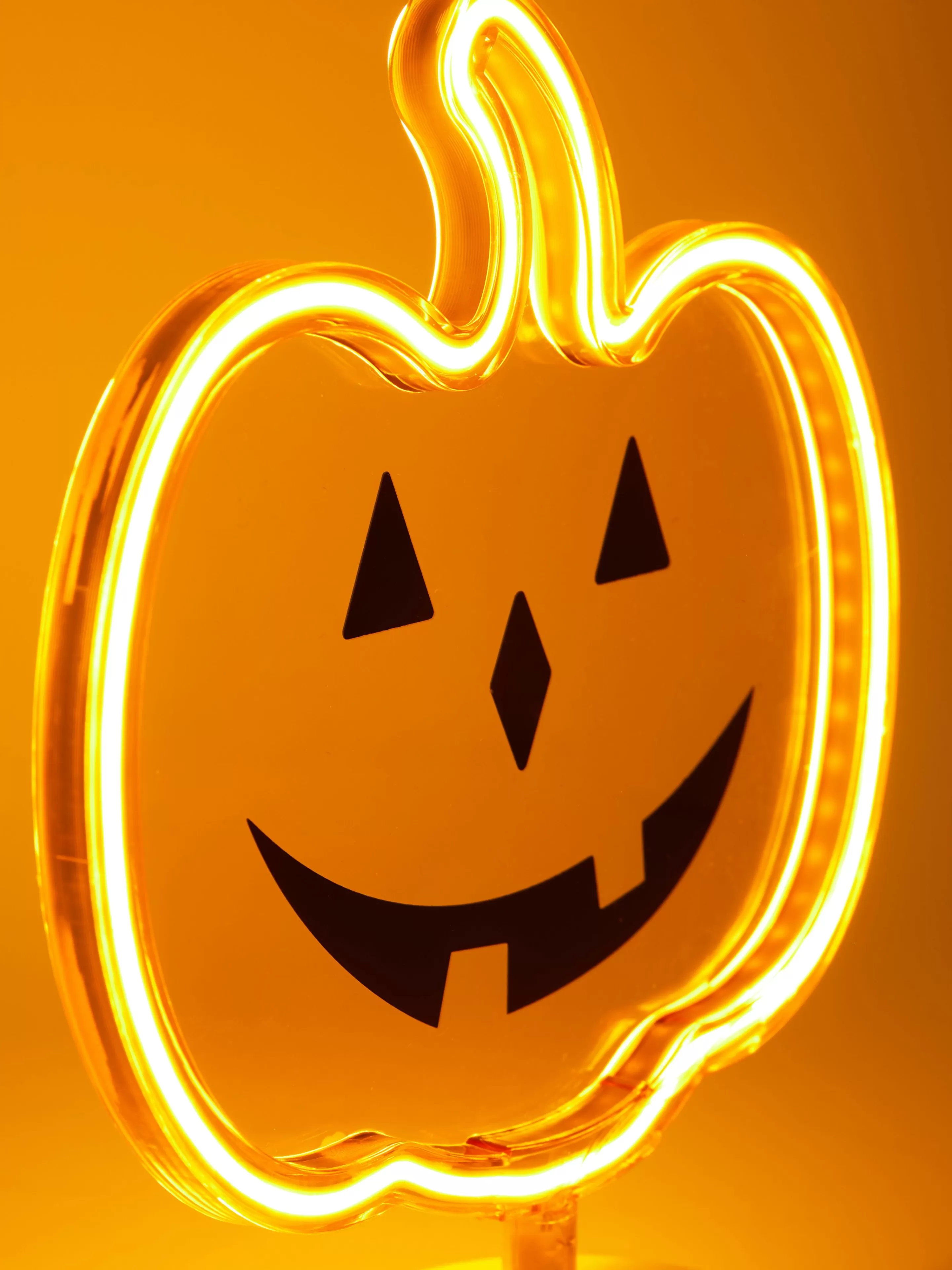 Primark Decoración Y Regalos De Halloween | Iluminación | Luz LED De Neón De Calabaza De Halloween